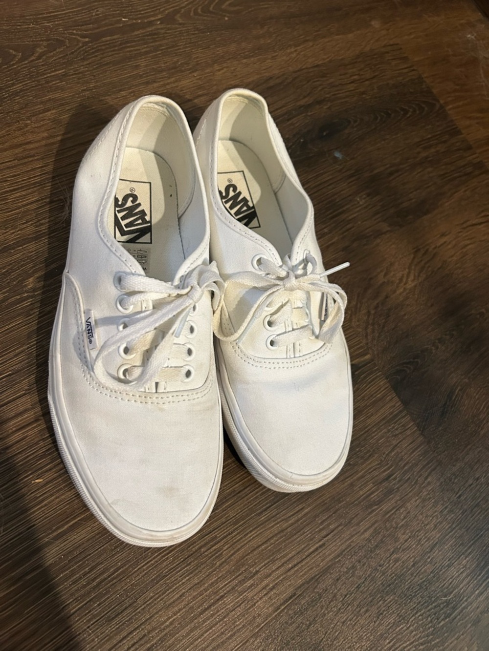 Vans Authentic M7.5/W9 Sneakers - White